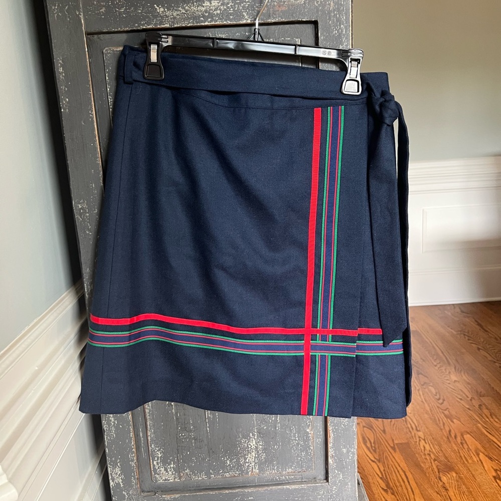 Vineyard Vines Navy Skirt with Red and Green Stripes